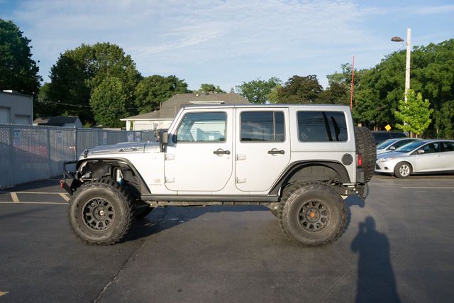 2014 jeep wrangler polar edition