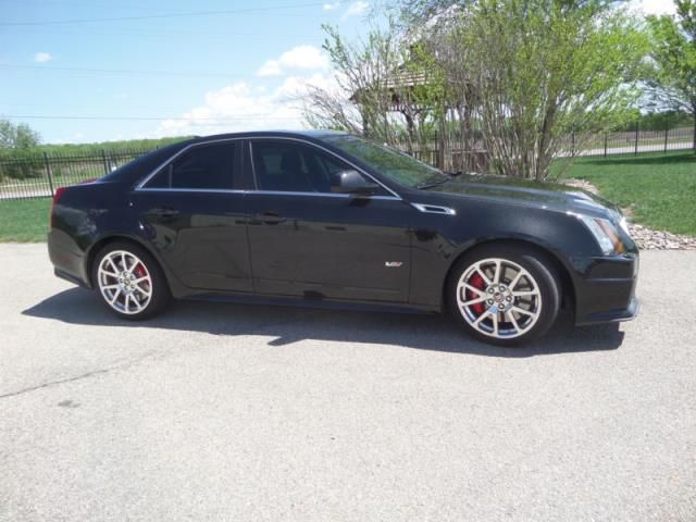 Cadillac cts v sedan 4-door