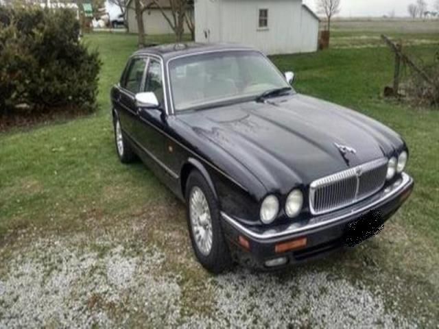 Jaguar - xj - vanden - plas - black