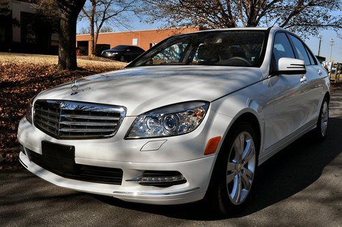 2011 c300 luxury, xenon, 4matic, heated seats, sat radio, mb warranty