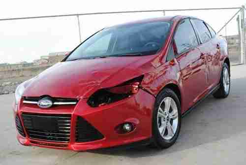 2012 Ford Focus SE Sedan Damaged Salvage RUNS! Low Miles Economical Wont Last!!, US $6,900.00, image 2