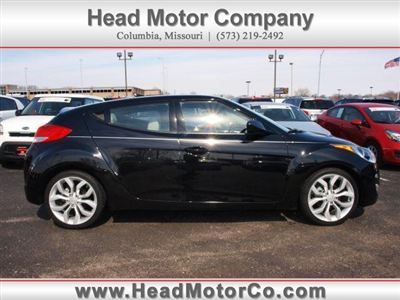 2012 hyundai veloster coupe low miles warranty auto gas 1.6l l4  black pearl