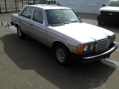 1982 300d turbo diesel &lt;&lt; 1 owner clean carfax &gt;&gt;