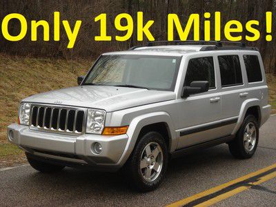 2009 jeep commander sport 4x4 v6 low miles! super clean!