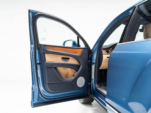 2024 Bentley Bentayga Azure, US $255,270.00, image 3