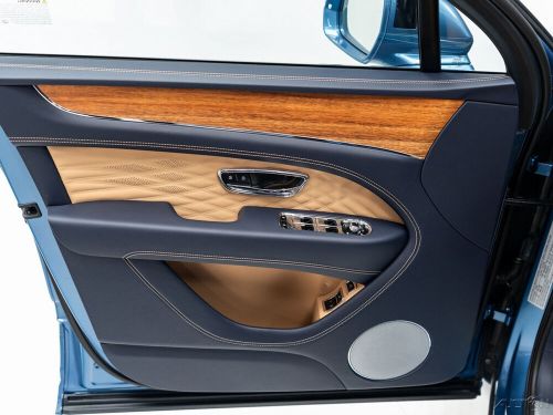 2024 Bentley Bentayga Azure, US $255,270.00, image 4