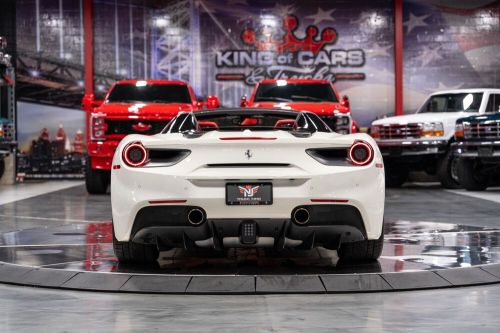 2017 ferrari 488 base