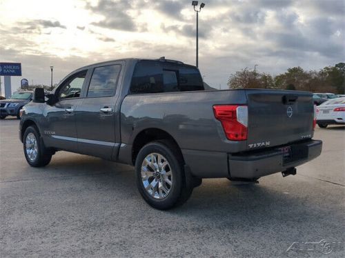 2024 nissan titan sv