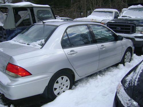 2003 mitsubishi lancer es sedan 4-door 2.0l