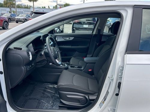 2024 Kia Forte LXS, US $22,991.00, image 4