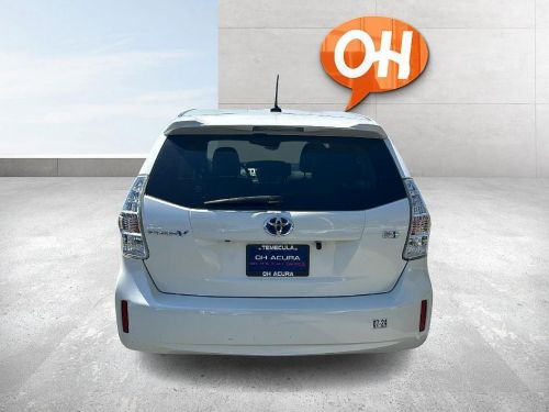 2013 toyota prius v five