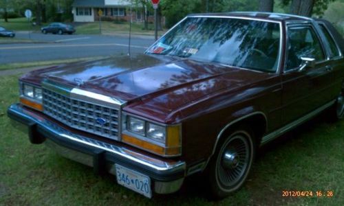 1987 ford ltd crown victoria base sedan 2-door 5.0l