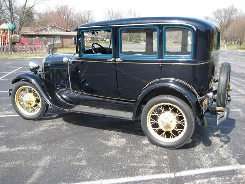 Model a ford 155-b briggs town sedan