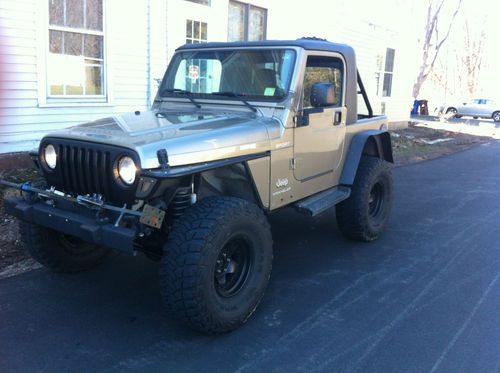 2003 jeep wrangler sport sport utility 2-door 4.0l