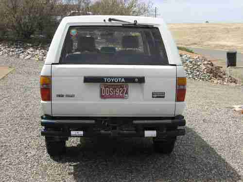 1986 Toyota 4Runner SR5 Sport Utility 2-Door 2.4L, image 3