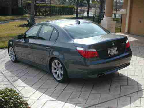 2007 BMW 550i - NAVIGATION - 6-Speed - LOADED - NO RESERVE!, image 3