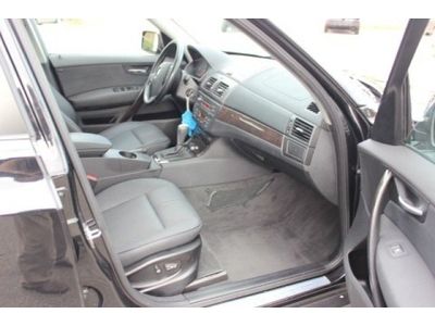 X3 SUV 3.0L CD AWD  LEATHER MOON ROOF ABS Fog Lamps, image 17