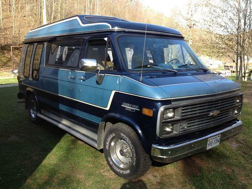 1984 cheverolet van