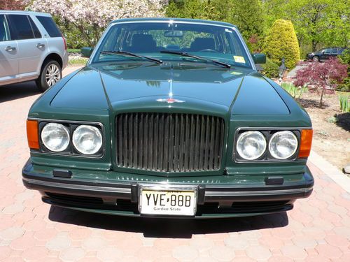 1992 green bentley turbo r