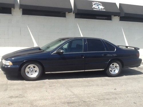 1996 chevrolet caprice classic sedan 4-door 5.7l