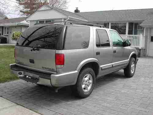 2000 Chevrolet Blazer LS 4-Door 4WD, image 9