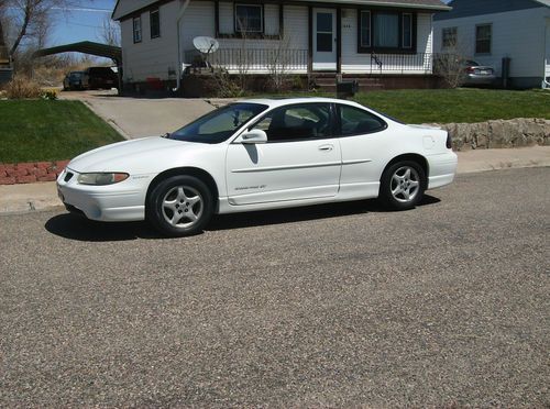 1998 pontiac grand prix 2-door gt, great car-loaded-low miles-strong 3.8l v-6!!