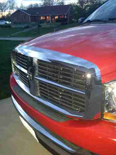 Ram 1500 Thunder Road 4x4 Quad Cab SLT, image 3
