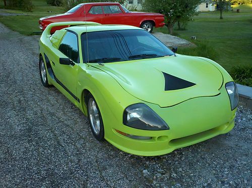 Pontiac fiero kit car with fino body, chevy 350 engine, 4 speed