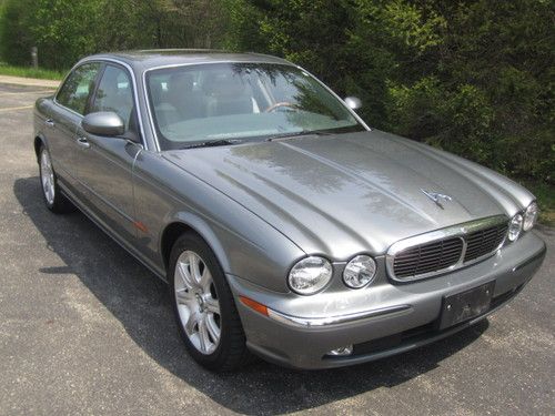 04 jaguar xj8 v8 sedan leather sunroof all power options 2 owner runs perfect!