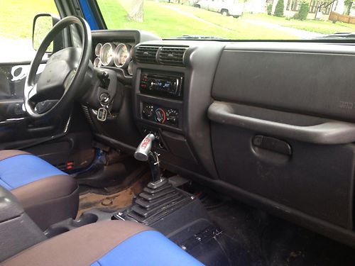 Jeep Wrangler Sport Utility 2-Door 1999, image 11