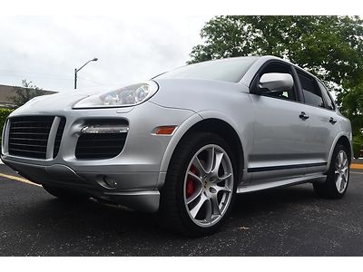 2010 porsche cayenne gts - tiptronic - mint condition - loaded to the max!!!!!!!