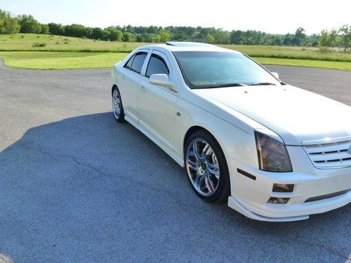 2007 Custom Designed Cadillac STS 4 Shimmering Pearl White!, image 17