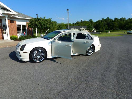 2007 Custom Designed Cadillac STS 4 Shimmering Pearl White!, image 23