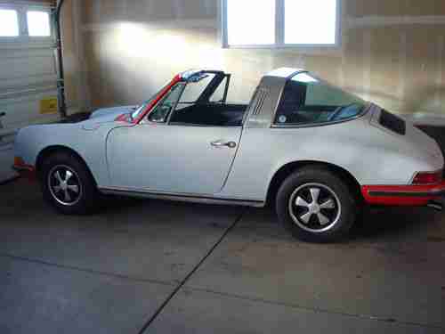 PORSCHE 911 TARGA 2,4 T OIL DOOR 1972, image 2