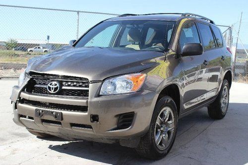 2010 toyota rav4 4wd damagede rebuilder fixer economical runs! priced to sell