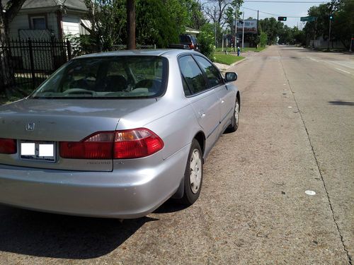 2000 Honda Accord DX Sedan 4-Door 2.3L, US $3,200.00, image 3