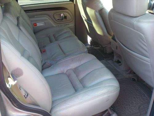 2000 Lincoln Town Car Cartier Sedan 4-Door 4.6L, image 4