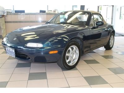 Leather manual convertible 1.8l low miles clean carfax no reserve smoke free