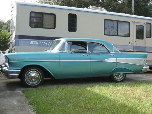 1957 Chevy Sport Sedan (4 dr hardtop), image 12