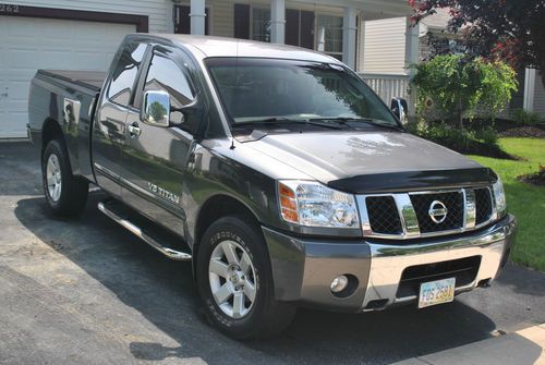 2005 nissan titan le king cab pickup 4-door 5.6l 4wd 4x4