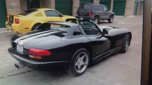 1996 dodge viper base convertible 2-door 8.0l
