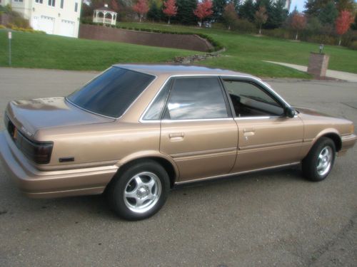 1991 toyota camry base sedan 4-door 2.0l with  upgraded streo sound system