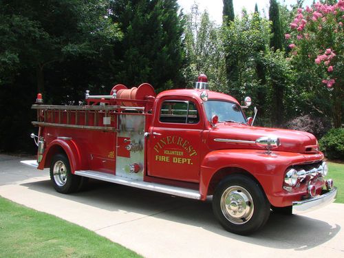 1952 f6 f1 fire truck/engine completely restored with 6,112 original miles!!!!