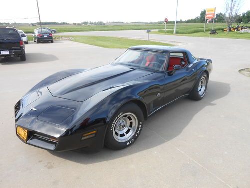 1982 chevrolet corvette l82 t-top!