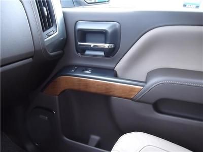 LTZ New 5.3L Sunroof Chrome CUSTOM SPORT 1LZ TRIM EMISSIONS FEDERAL REQUIREMENTS, image 28