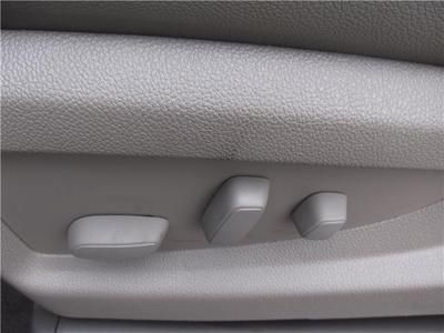 LTZ New 5.3L Sunroof Chrome CUSTOM SPORT 1LZ TRIM EMISSIONS FEDERAL REQUIREMENTS, image 31