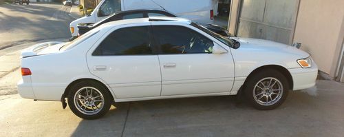 2000 toyota camry le v6, white 5 speed manual, rare, california car