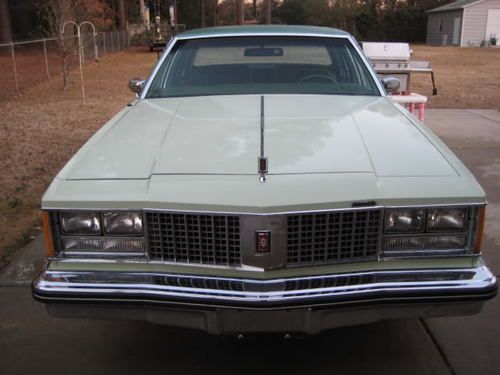 1979 oldsmobile 98 regency - its a survivor - not a restored car - all original