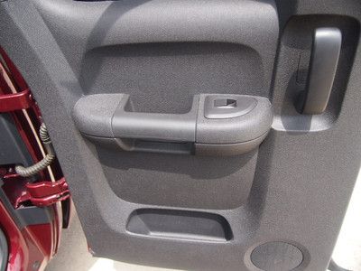 09 SLE 5.3L Keyless Entry CD/MP3 Tow Hitch Satellite Radio Privacy Glass, image 13