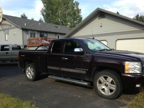 2008 chevrolet silverado 1500 ltz crew cab pickup 4-door 5.3l